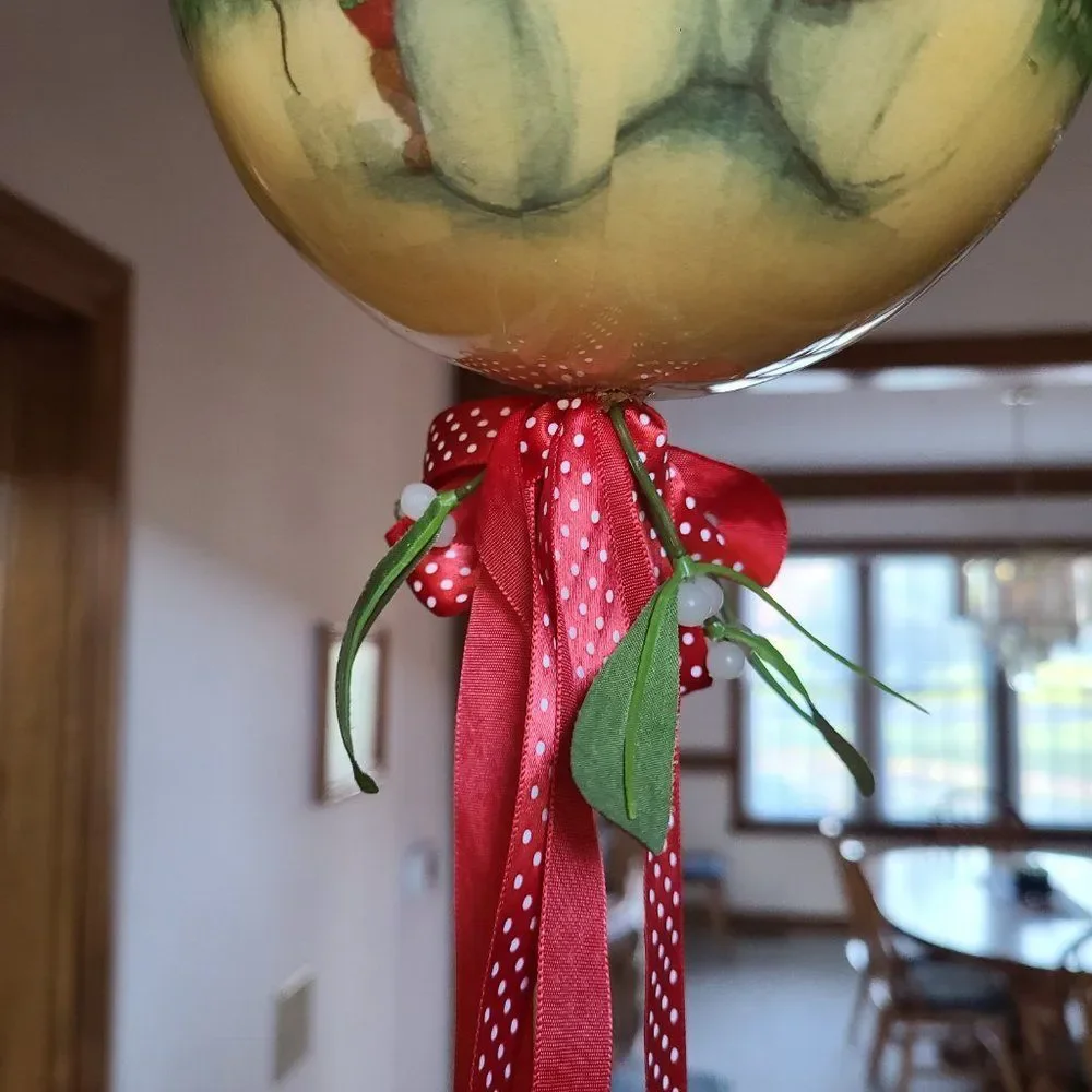 Oversize Mistletoe Christmas Holiday Doorway Or Window Bears Hanging Ornament